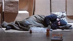 Θεσσαλονίκη: Πρόστιμα για «άσκοπη μετακίνηση» σε άστεγους!