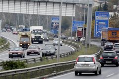 Θεσσαλονίκη: Χειροπέδες σε όσους οδηγούν επικίνδυνα στον Περιφερειακό!