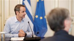 Τώρα ή χάνεται το παιχνίδι: Τα 4 νέα μέτρα της κυβέρνησης μετά το χαστούκι των 293 κρουσμάτων