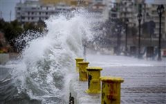 Η Περιφέρεια προειδοποιεί για έκτακτα επικίνδυνα καιρικά φαινόμενα