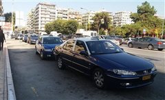 Θεσσαλονίκη: Αναζητούνται τρεις ταξιτζήδες που μετέφεραν την 38χρονη με κορωνοϊό