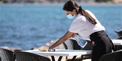 Επίδομα 800 και 534 ευρώ: Πότε θα καταβληθούν τα ποσά τον Ιούνιο