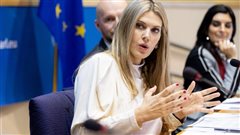Αληθινό έργο τέχνης.  Δες το καλύτερο σουβλάκι της Αθήνας που μόνο με παραγγελία νωρίς θα προλάβεις να το δοκιμάσεις με ένα κλικ στο exodos.com.gr 